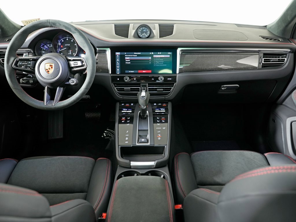 New 2026 Porsche Macan GTS image 21