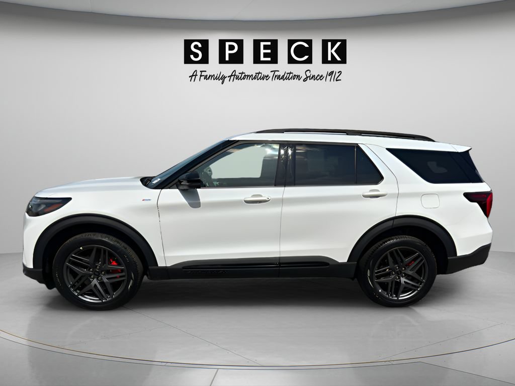 New 2026 Ford Explorer ST-Line w/ ST-Line Street Pack AWD/4WD image 4