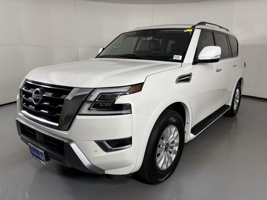 Used 2023 Nissan Armada SV image 4