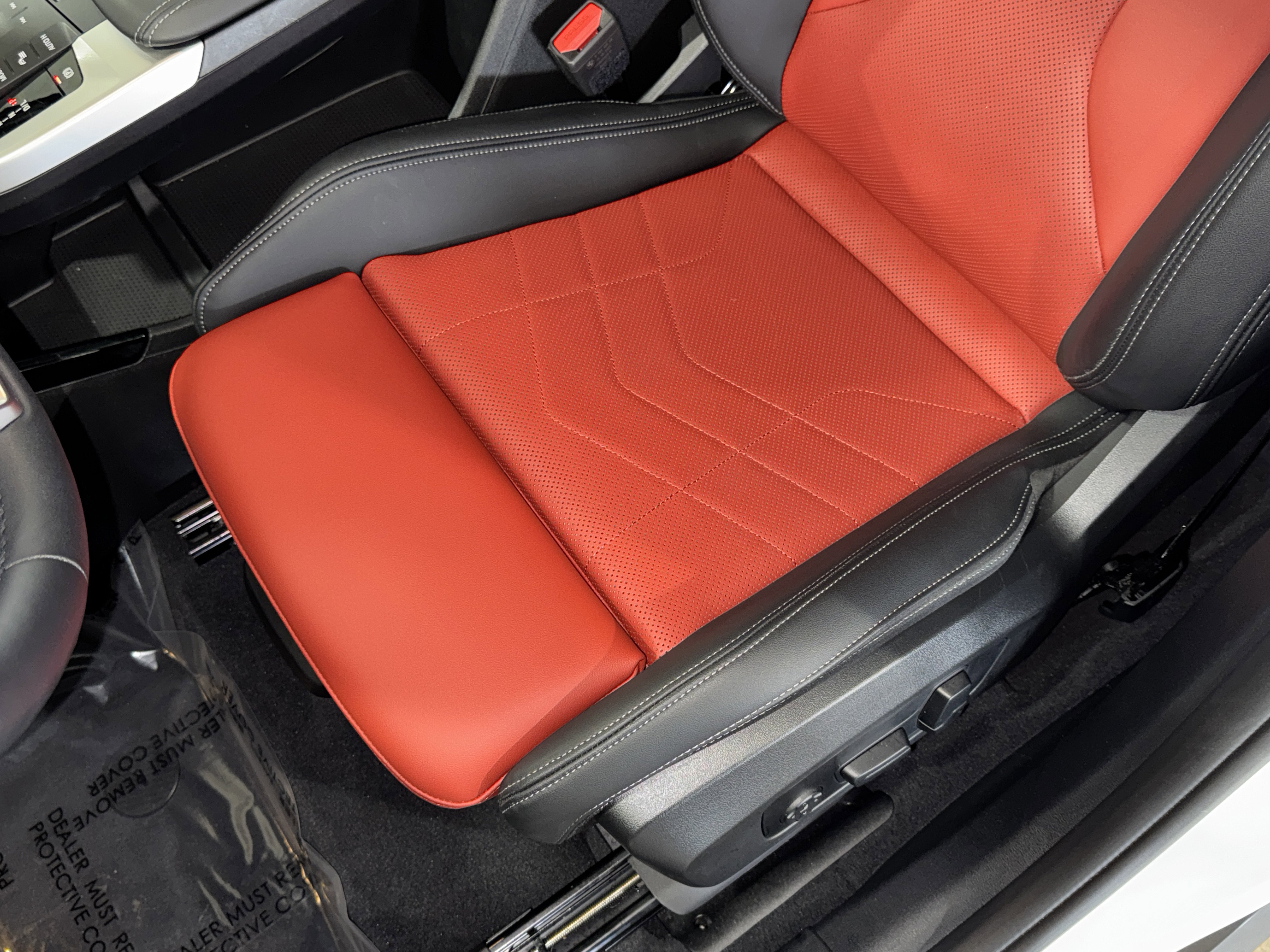 Certified 2025 BMW X1 xDrive28i w/ Premium Package image 34