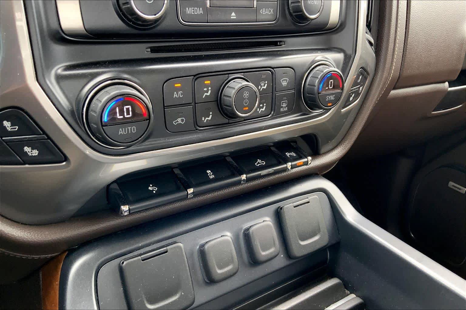 Used 2016 Chevrolet Silverado 1500 LTZ w/ Texas Edition RWD image 34