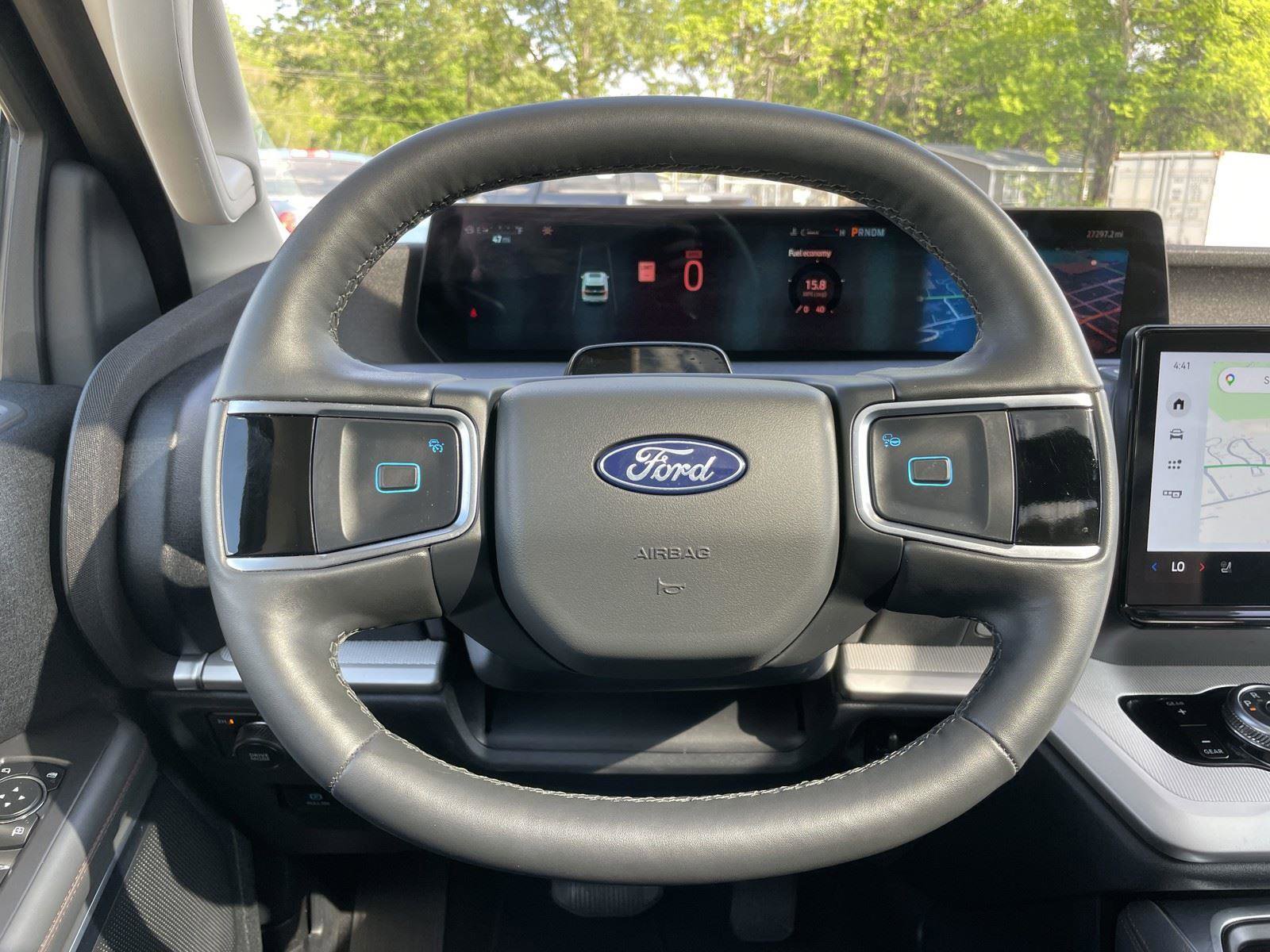 Used 2025 Ford Expedition Max Active AWD/4WD image 15