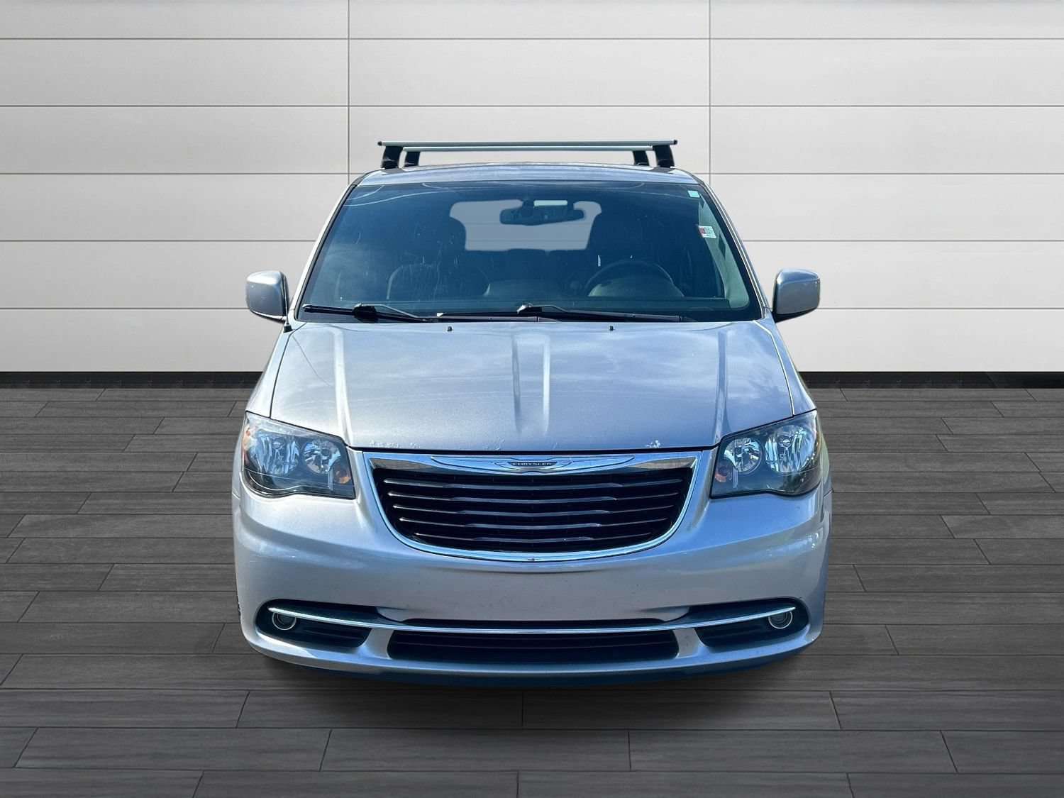 Used 2016 Chrysler Town & Country S w/ Driver Convenience Group FWD image 8