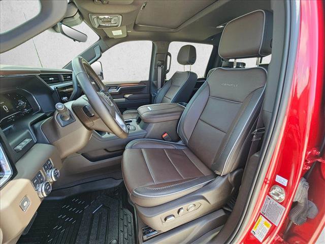 Used 2024 GMC Sierra 2500 Denali w/ Denali Reserve Package AWD/4WD image 16