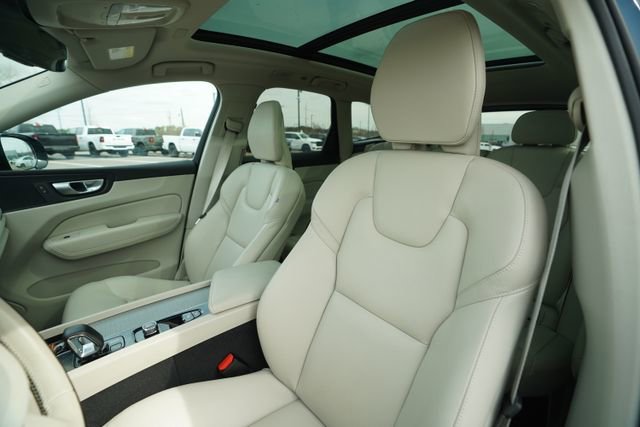 Used 2024 Volvo XC60 B5 Plus w/ Protection Package Premier image 73