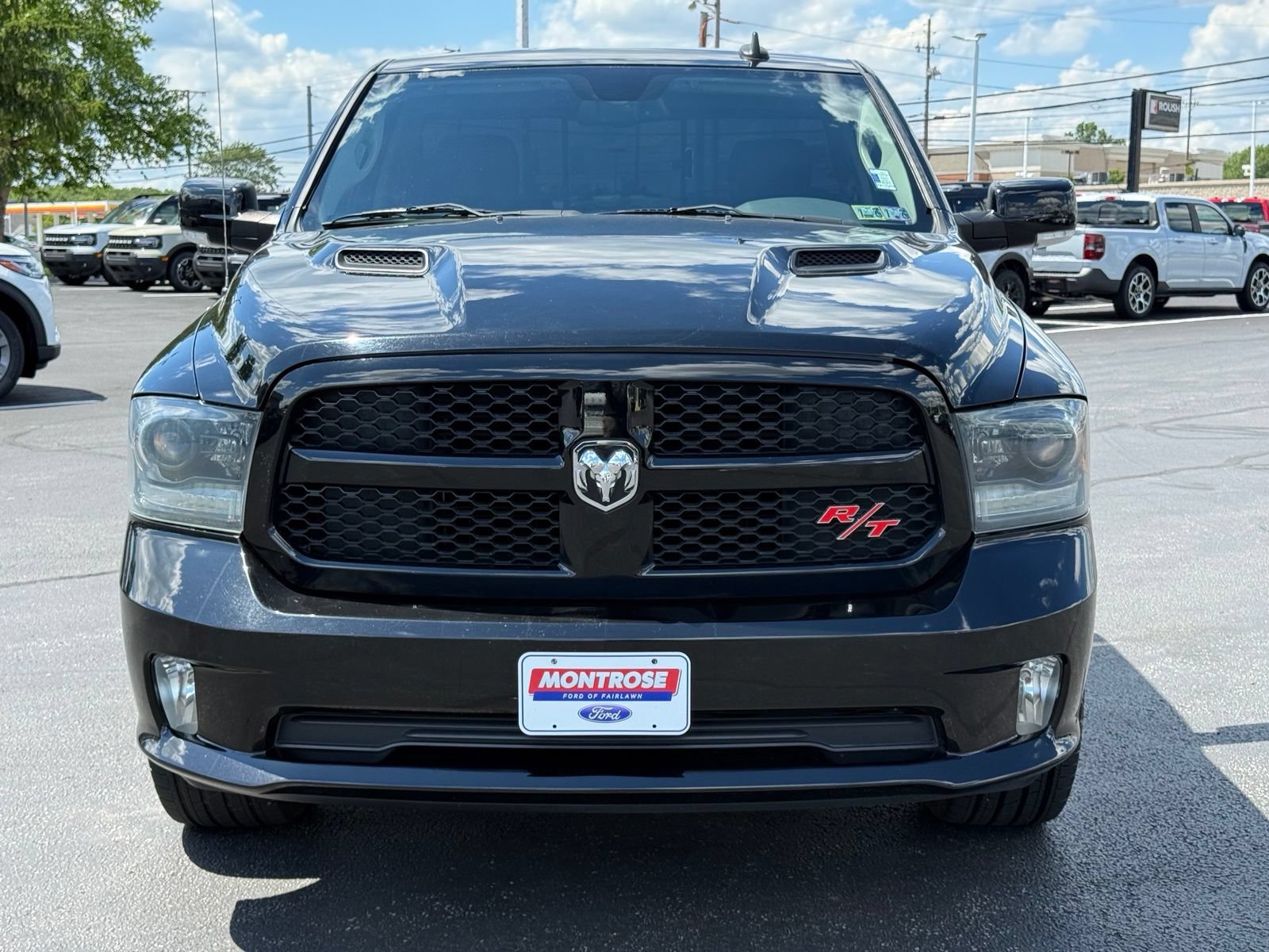 Used 2015 RAM 1500 Sport w/ Convenience Group RWD image 9