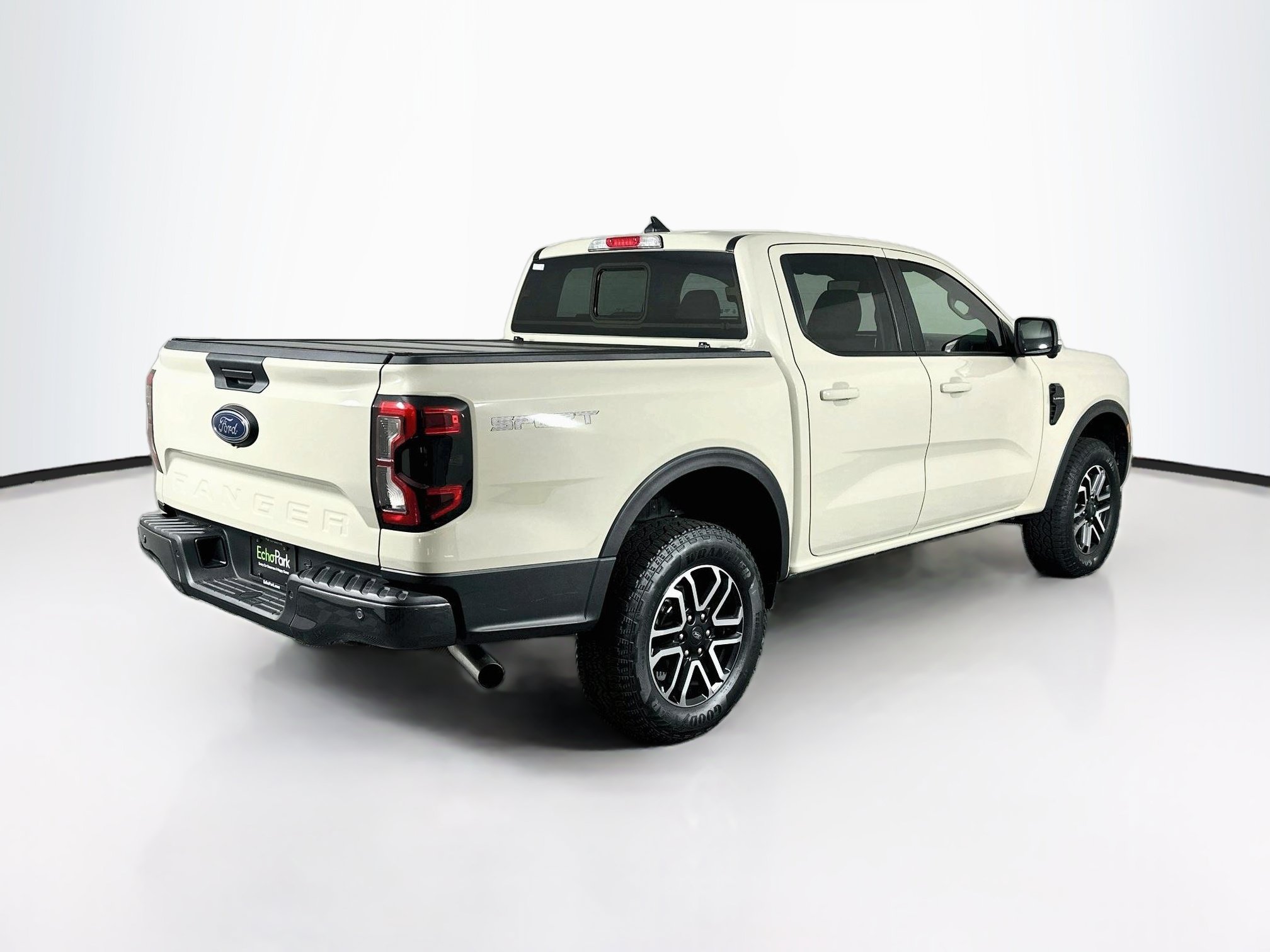 Used 2025 Ford Ranger Lariat RWD image 9