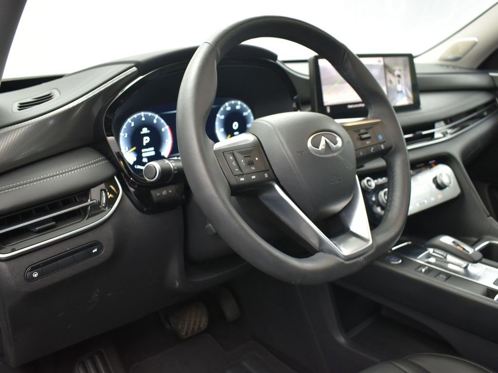 Certified 2025 INFINITI QX60 Luxe image 12