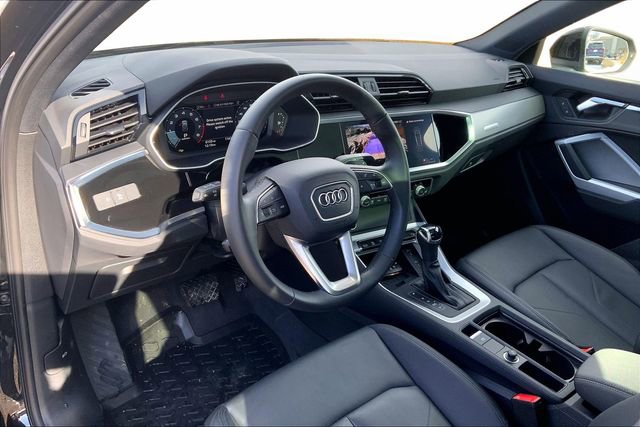 Certified 2025 Audi Q3 2.0T Premium w/ Convenience Package image 14