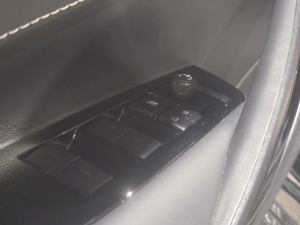 Certified 2025 Toyota Corolla Premium image 17