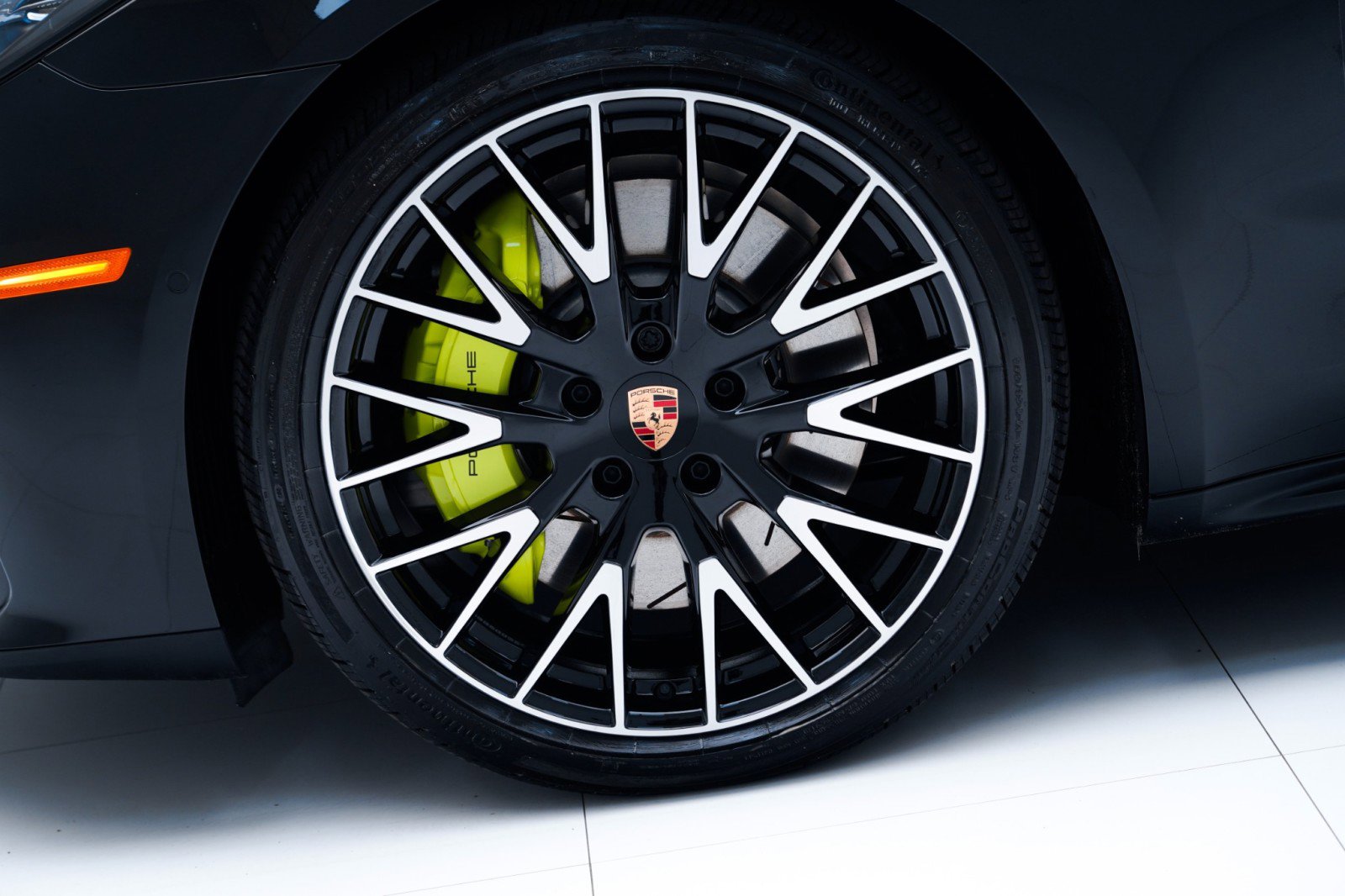 New 2026 Porsche Panamera 4 AWD/4WD image 12