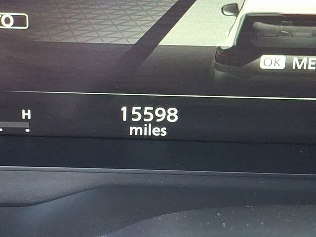 Used 2025 Nissan Rogue Platinum w/ Platinum Premium Package image 21