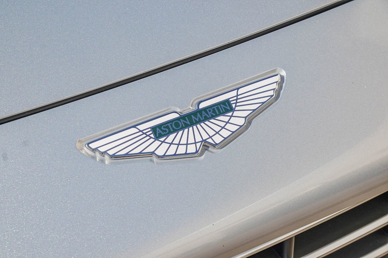 Used 2022 Aston Martin DBX image 6