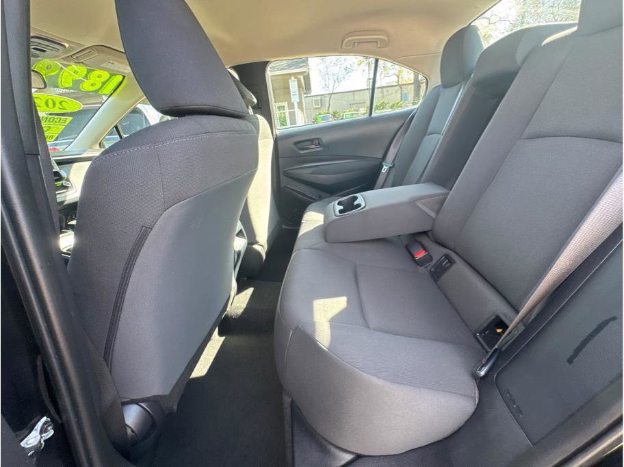 Used 2023 Toyota Corolla LE FWD image 13