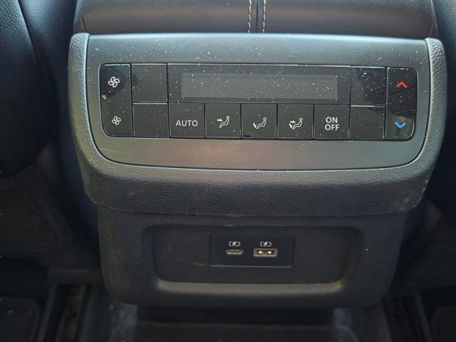 Certified 2022 Nissan Pathfinder SL FWD image 17