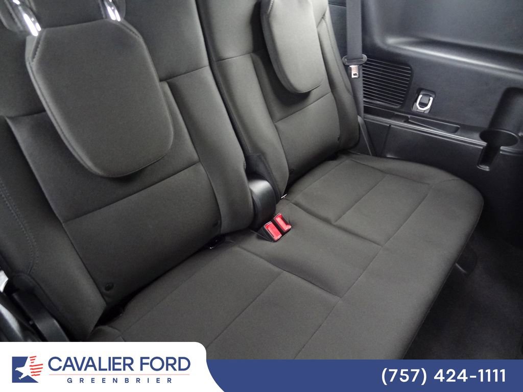 Certified 2023 Ford Explorer XLT w/ Class IV Trailer Tow Package AWD/4WD image 12