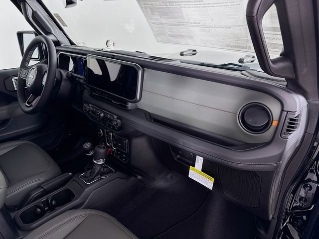 New 2025 Jeep Gladiator Mojave image 32