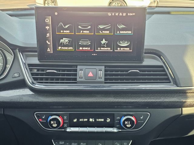 Used 2022 Audi SQ5 Premium image 39