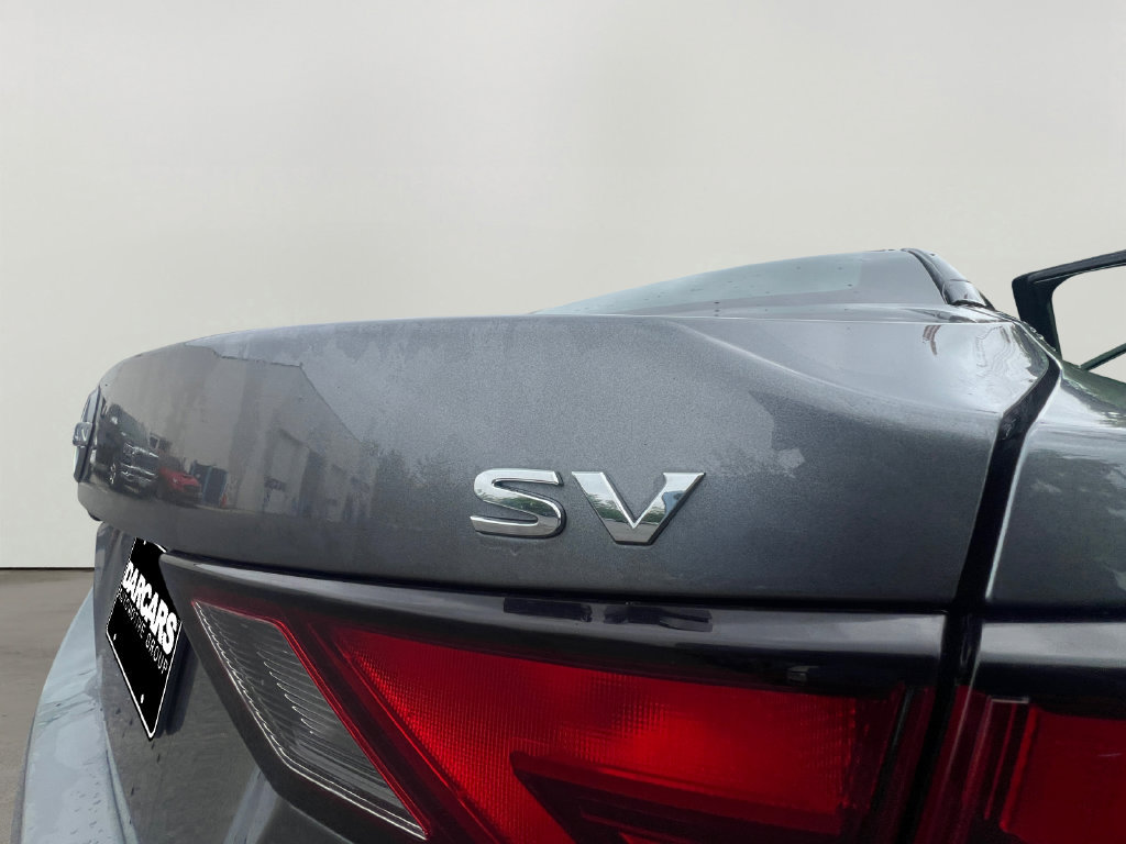 Used 2024 Nissan Sentra SV FWD image 30