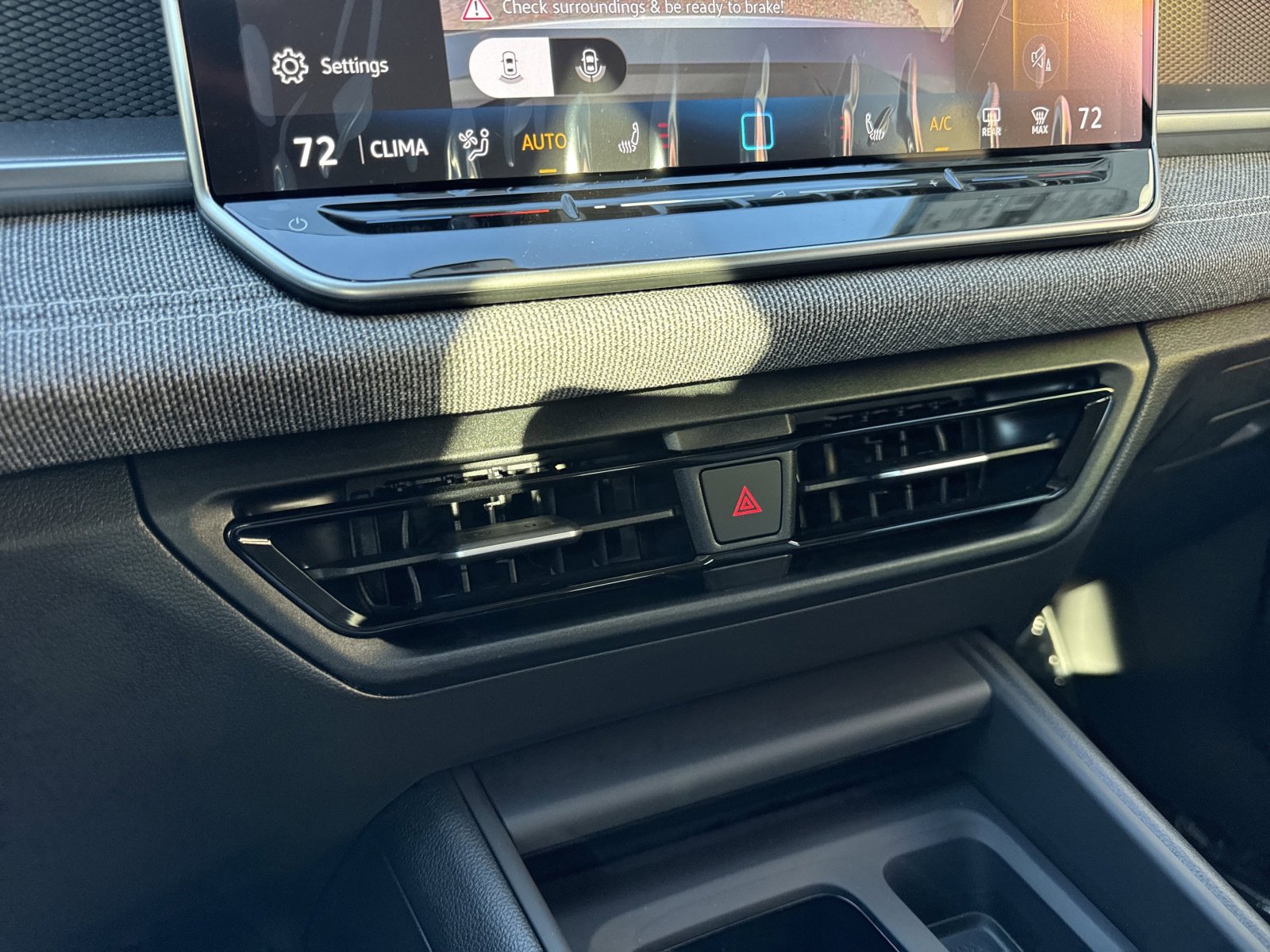 New 2026 Volkswagen Tiguan S FWD image 27