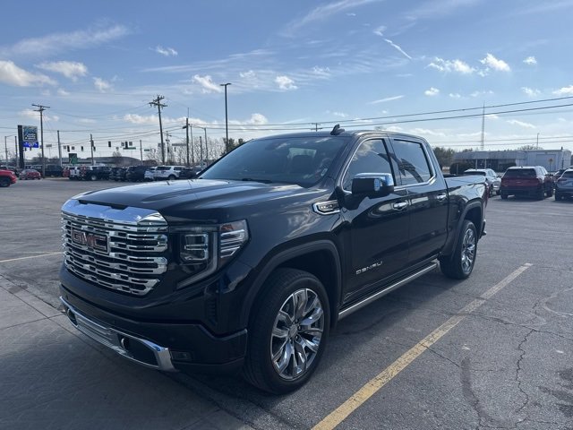 Used 2023 GMC Sierra 1500 Denali w/ Denali Reserve Package image 2