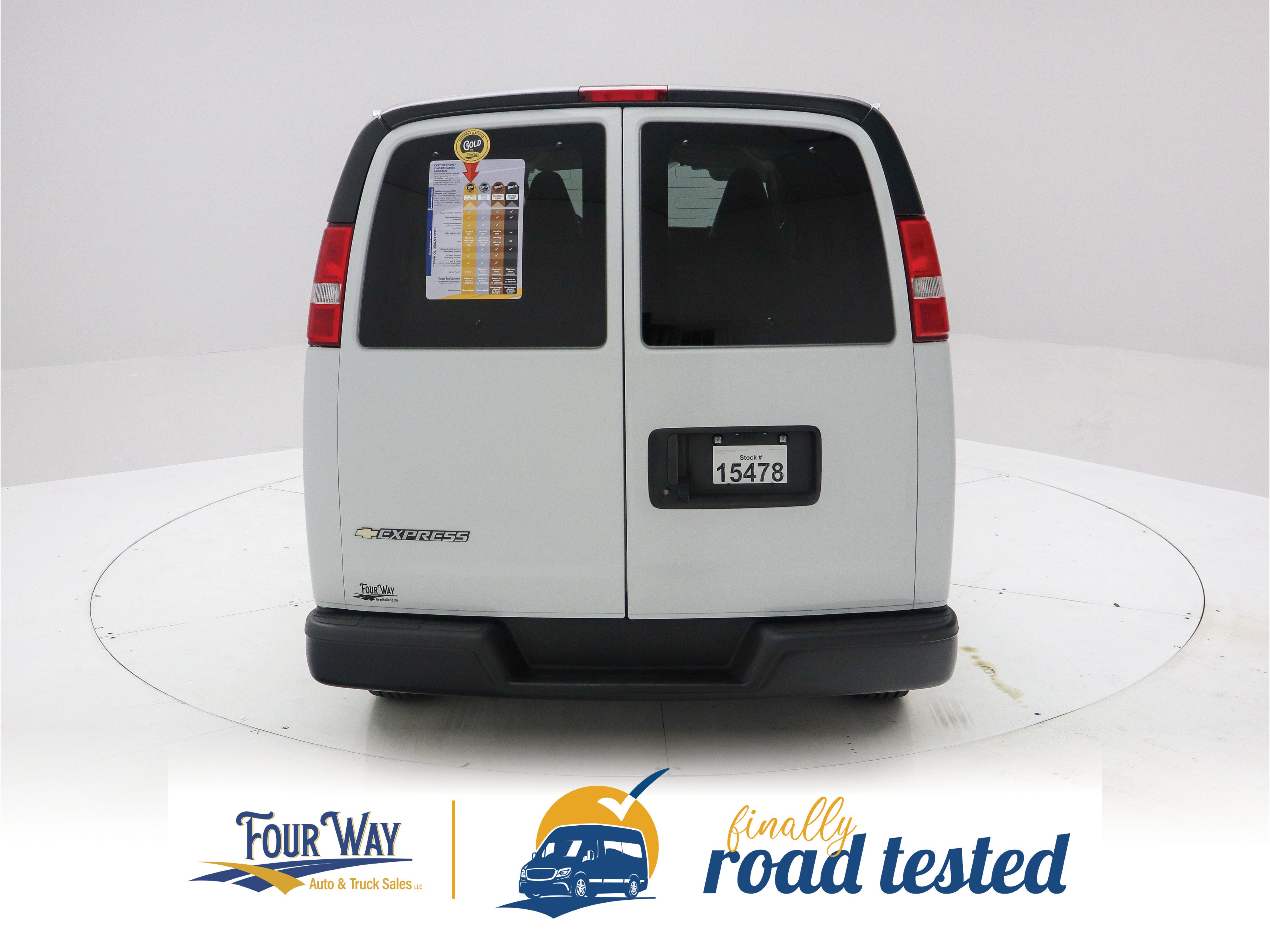 Used 2025 Chevrolet Express 3500 LS RWD image 5