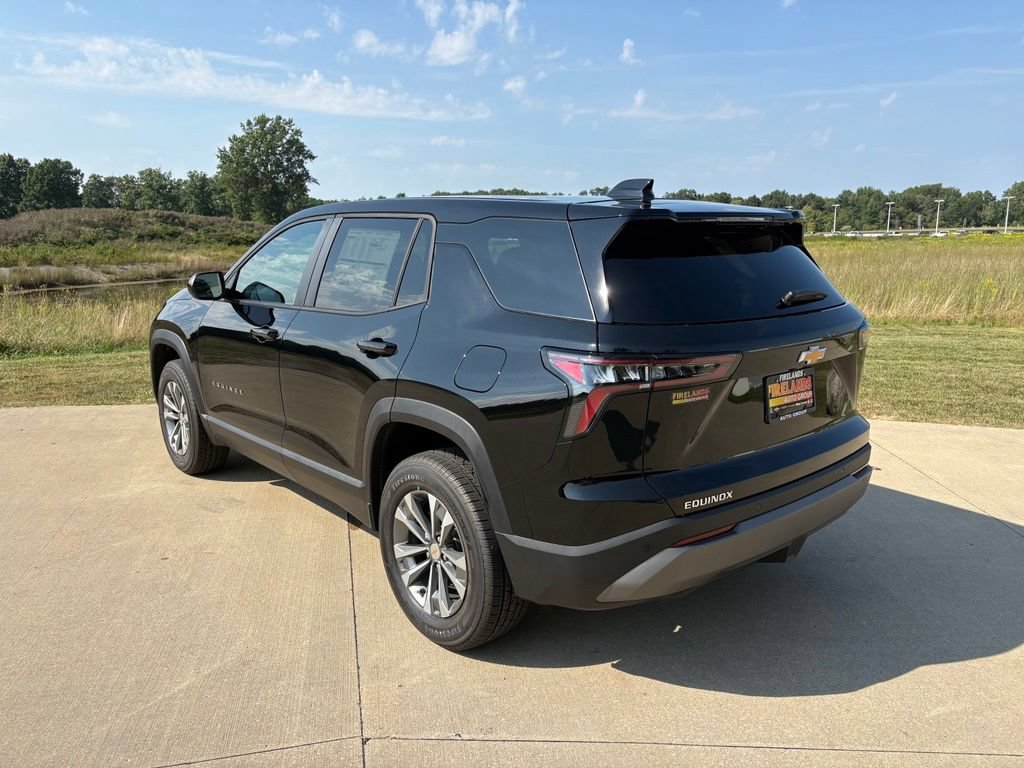 New 2027 Chevrolet Equinox LT w/ Convenience Package II FWD image 7