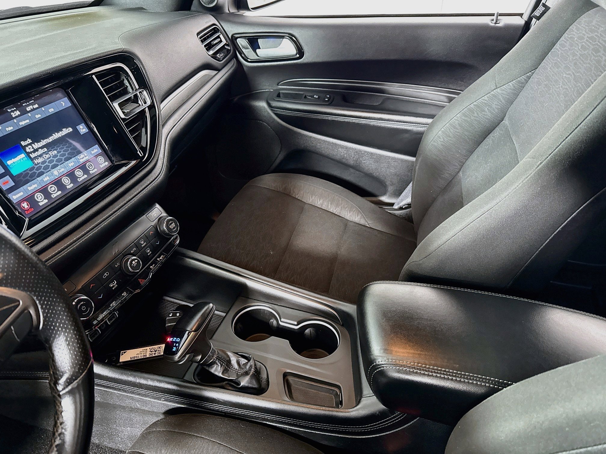 Used 2022 Dodge Durango SXT w/ Blacktop Package AWD/4WD image 23