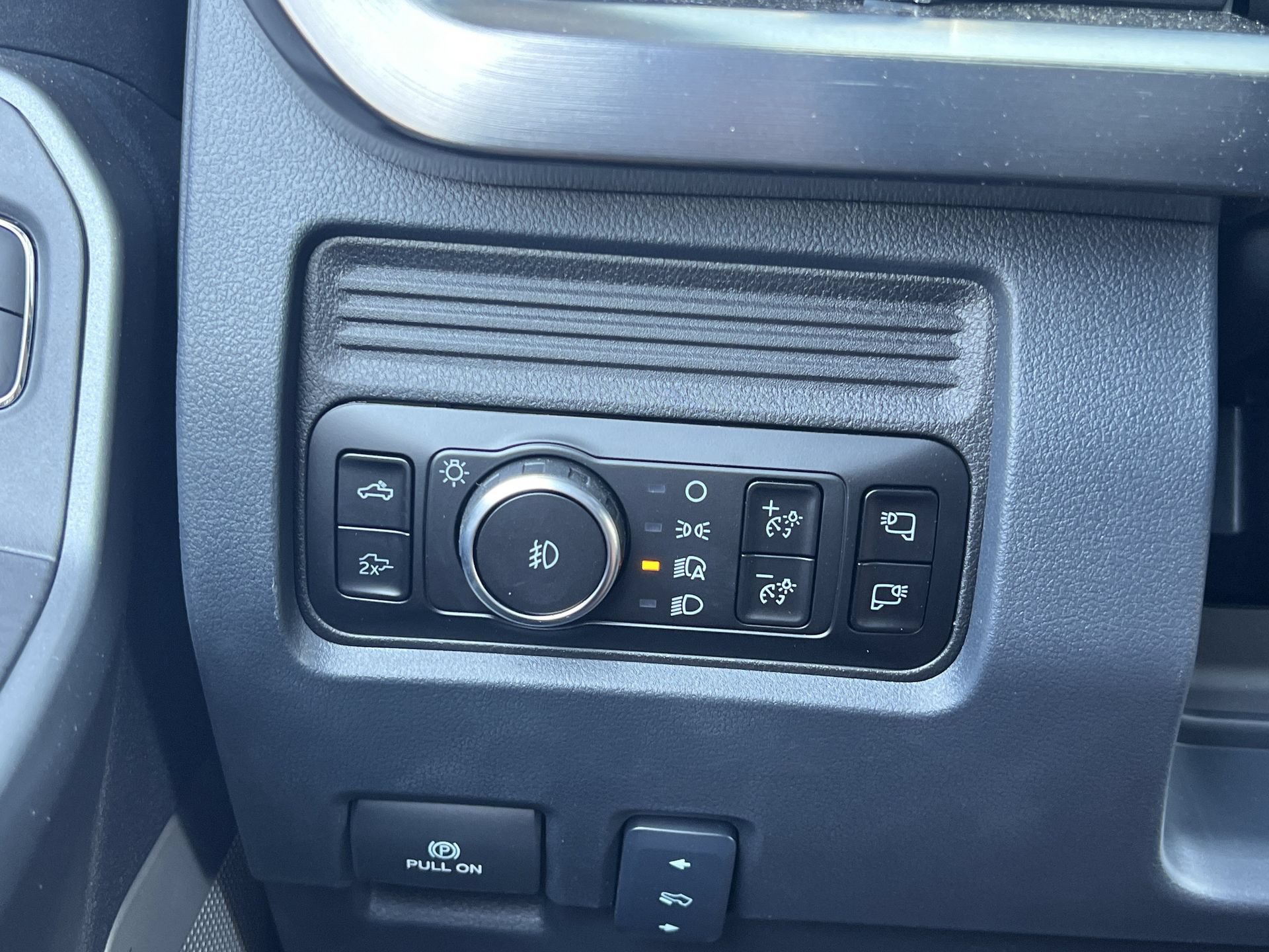 Used 2026 Ford F250 Lariat w/ Lariat Ultimate Package AWD/4WD image 16
