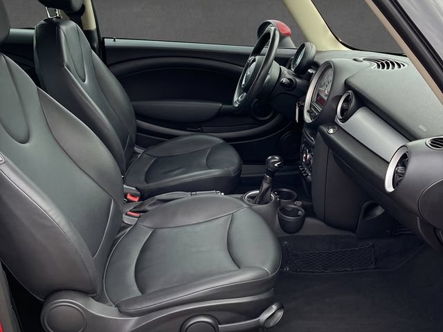Used 2014 MINI Cooper Clubman FWD image 6