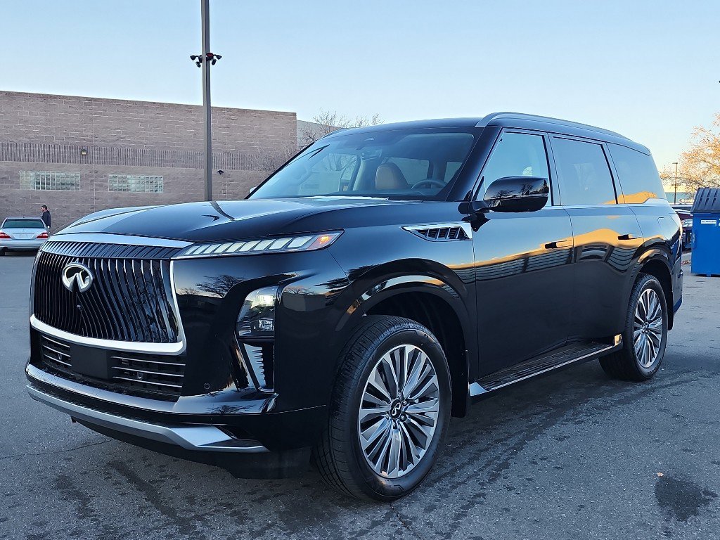 New 2026 INFINITI QX80 Luxe w/ Cargo Package