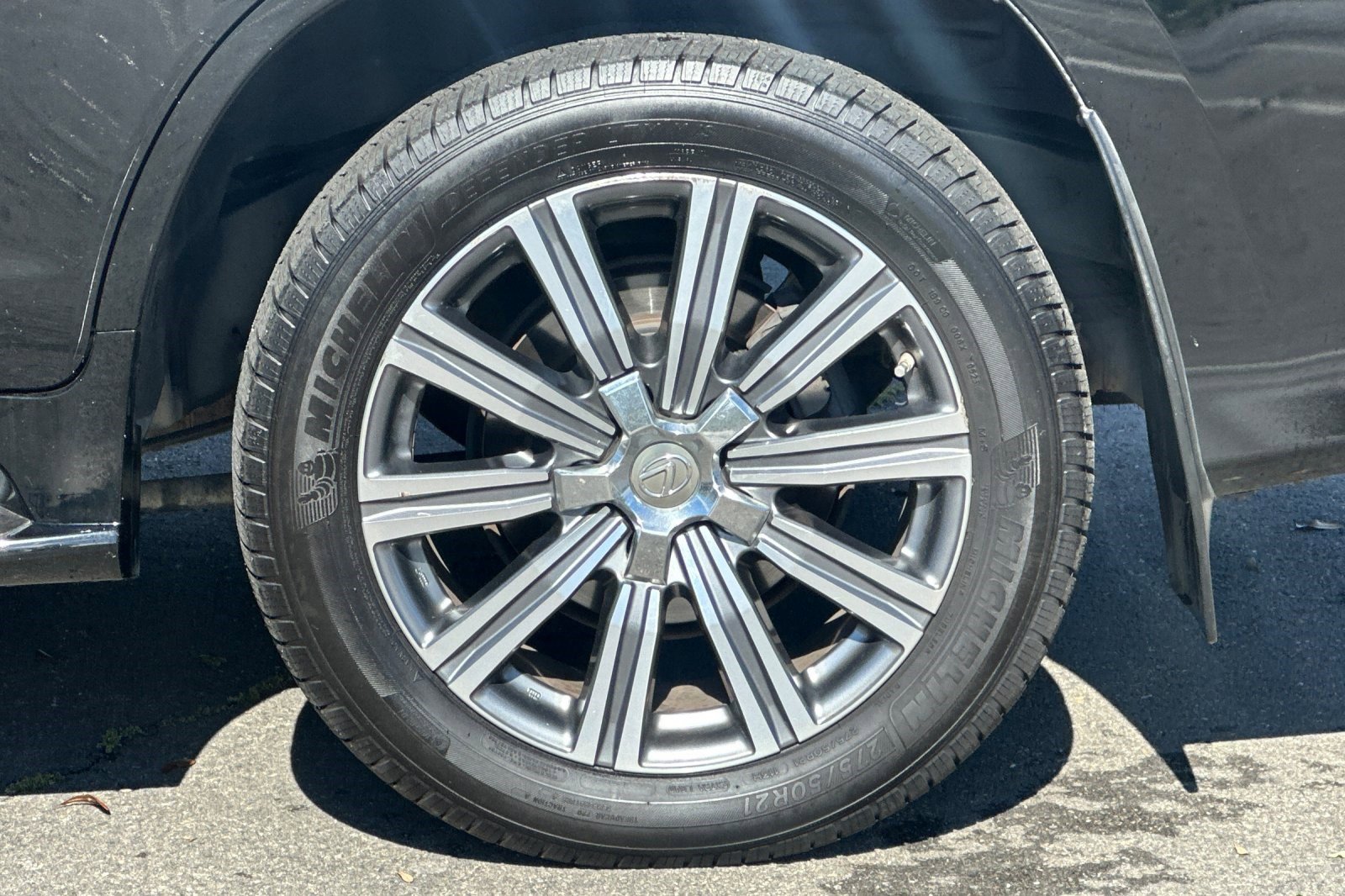 Used 2017 Lexus LX 570 4WD w/ Luxury Package image 37