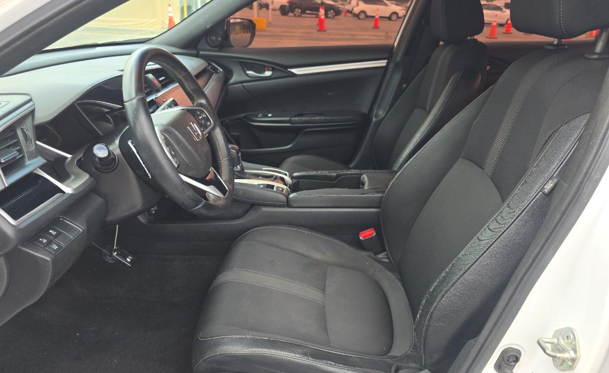 Used 2019 Honda Civic Sport image 7