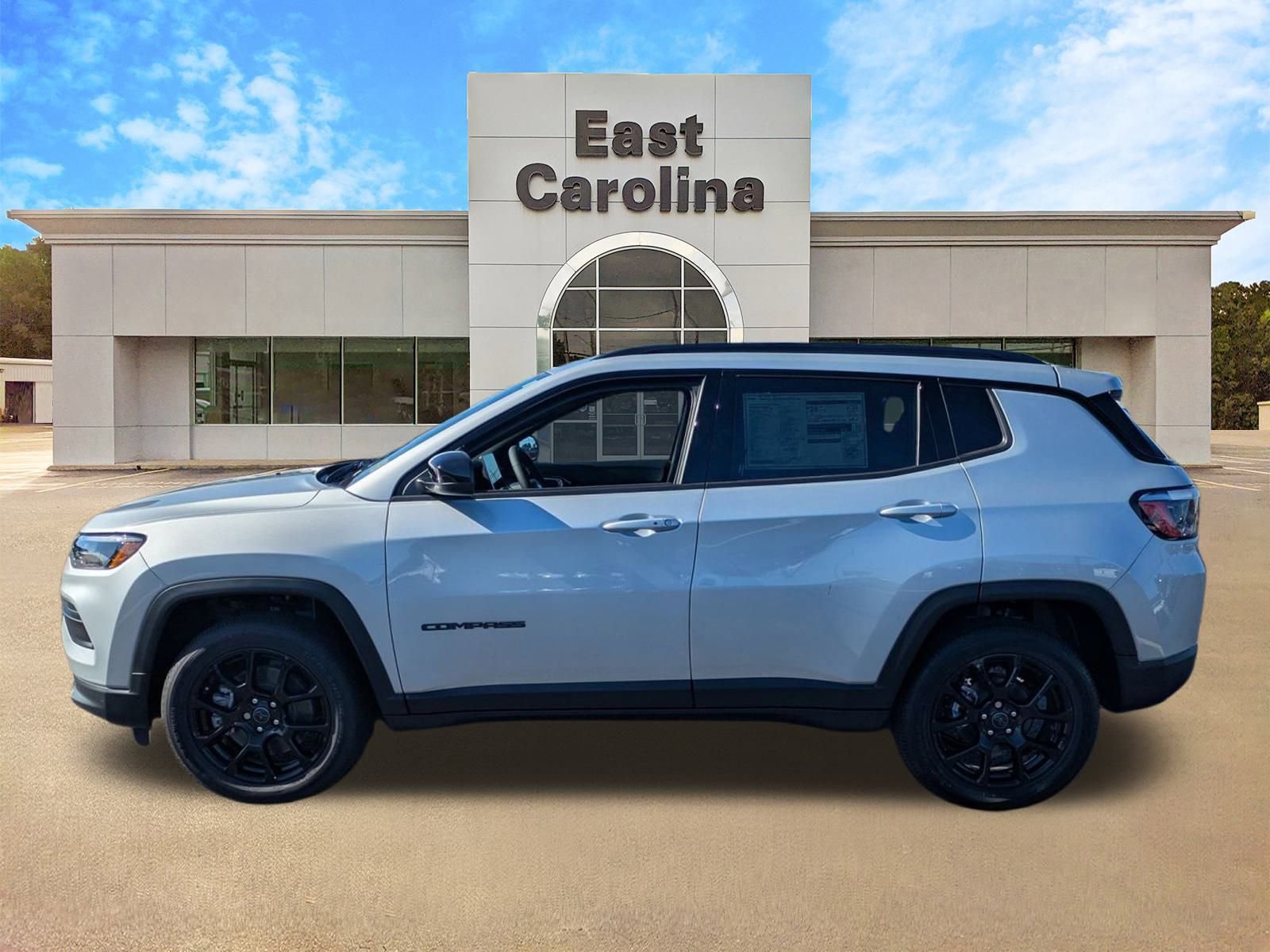 New 2026 Jeep Compass Latitude image 6