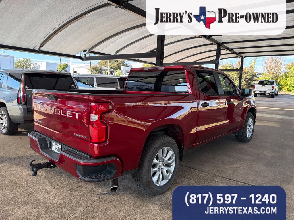Used 2020 Chevrolet Silverado 1500 Custom w/ Custom Value Package RWD image 4