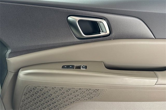 New 2026 Kia Carnival EX image 21