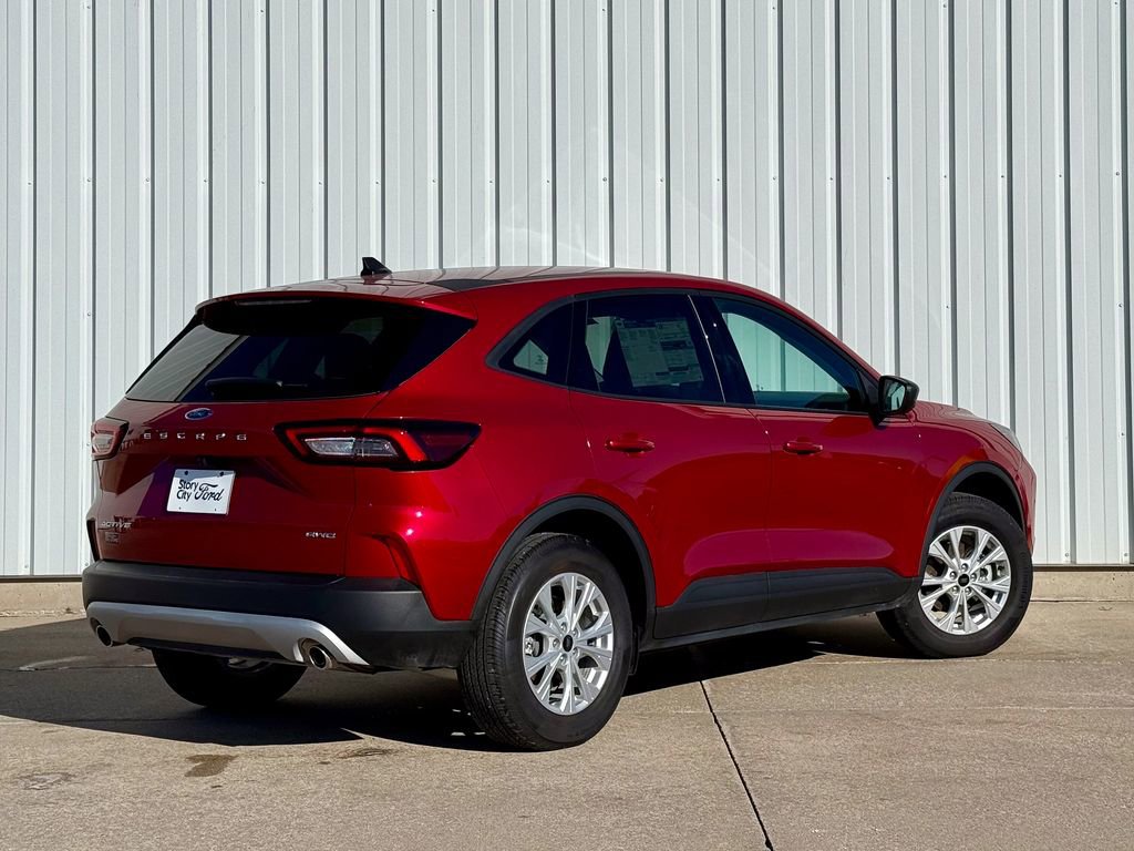 Certified 2025 Ford Escape Active w/ Cold Weather Package image 5