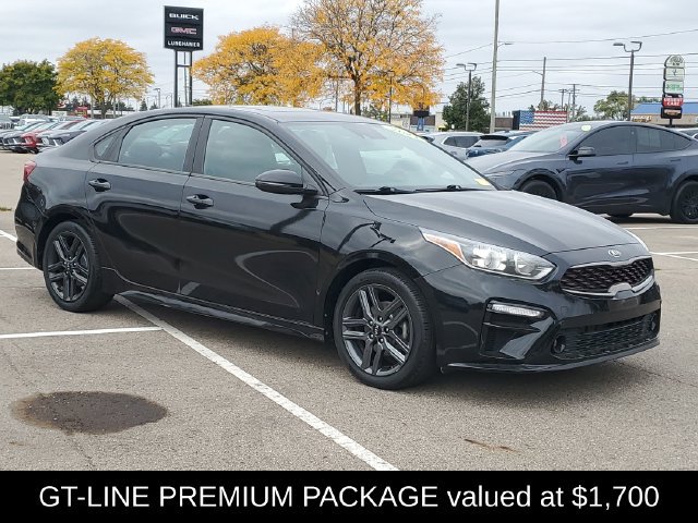 Used 2021 Kia Forte GT-Line w/ GT-Line Premium Package FWD image 3