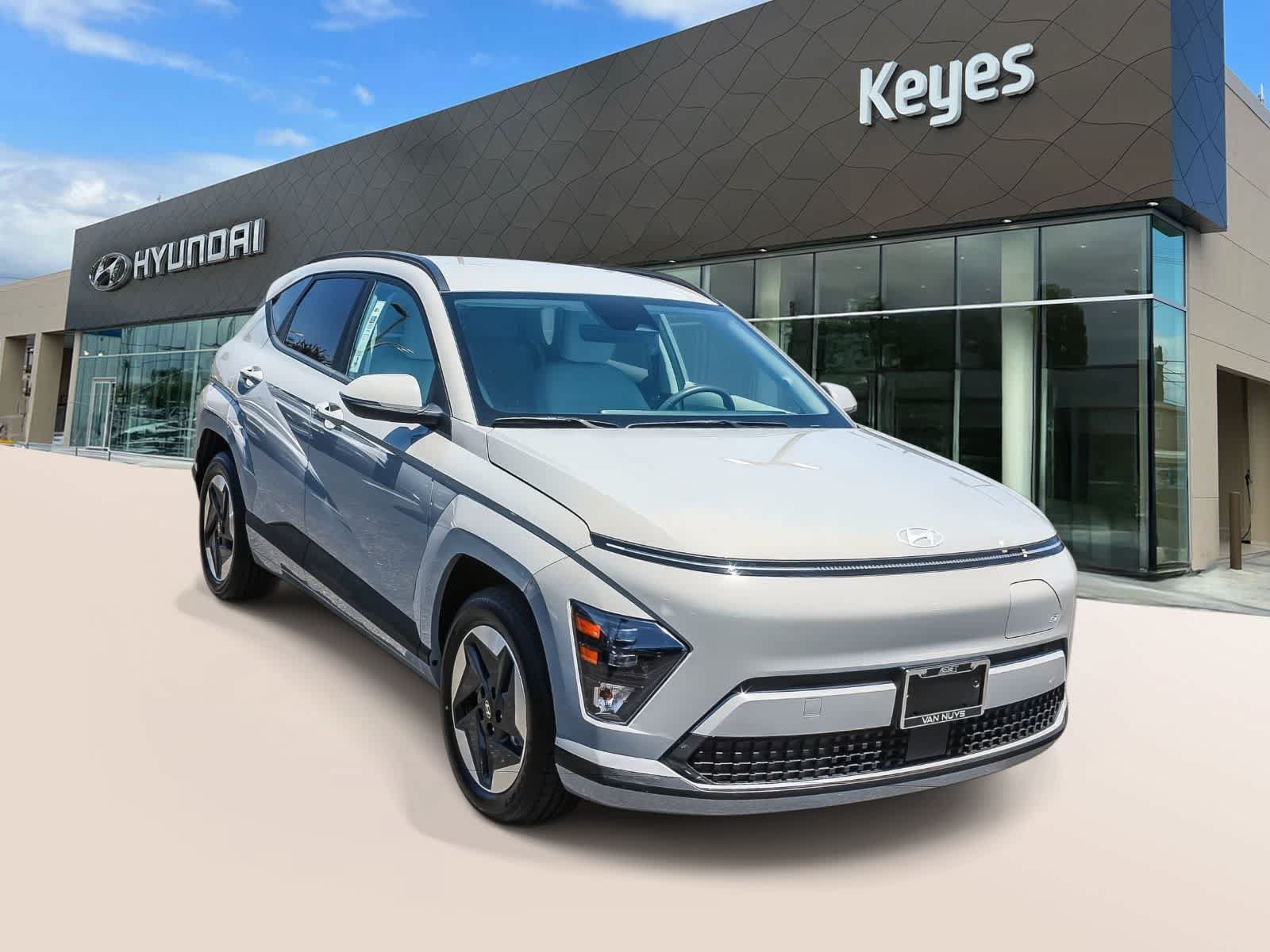 Certified 2024 Hyundai Kona SEL FWD image 3