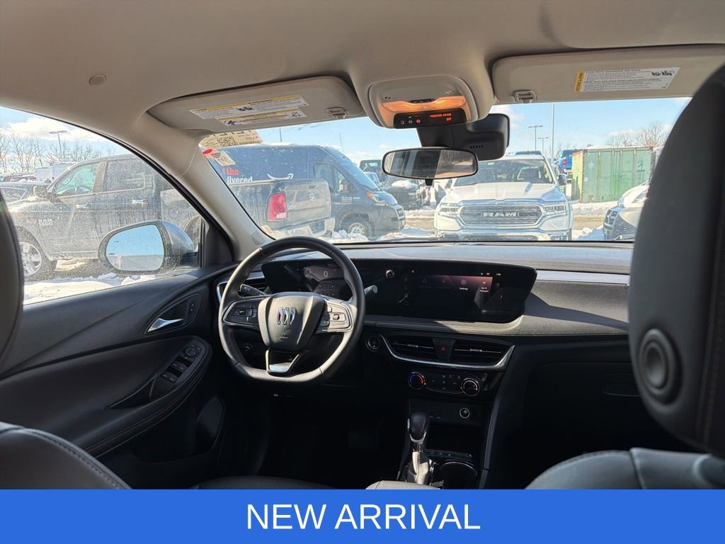 Used 2024 Buick Encore GX Sport Touring image 19