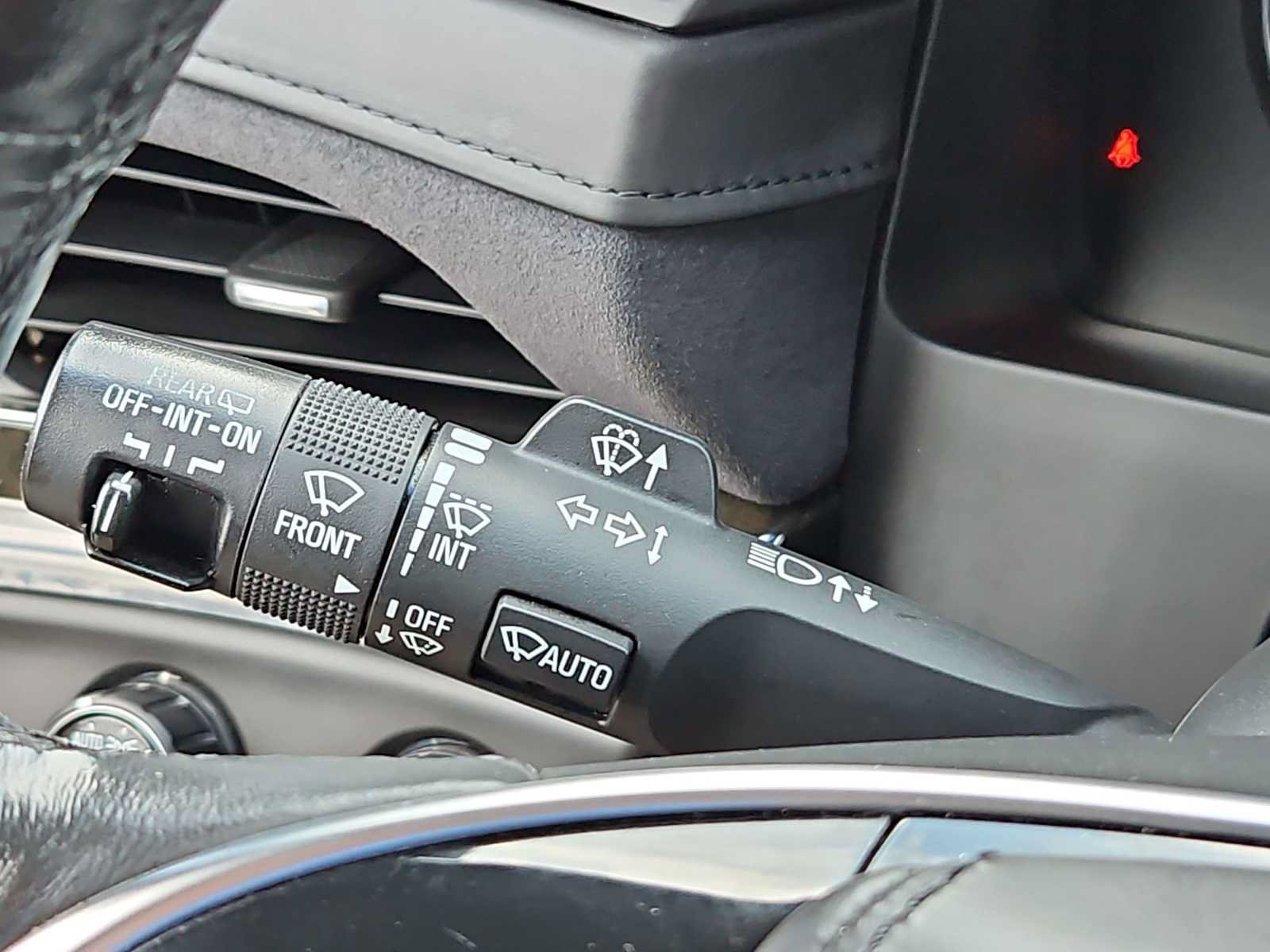 Used 2017 Cadillac Escalade Platinum AWD/4WD image 26