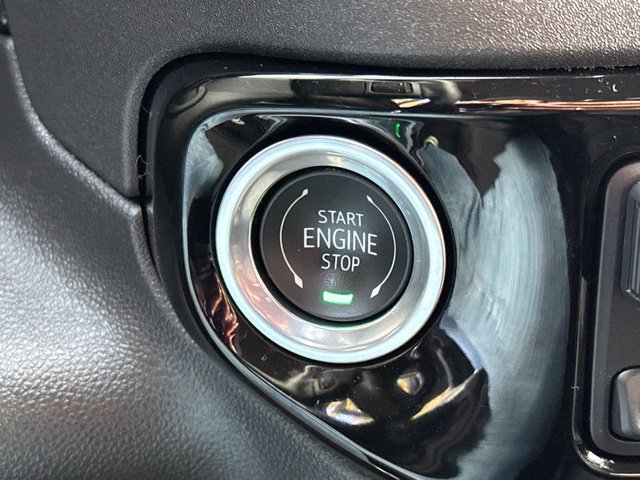 Certified 2025 GMC Sierra 1500 Elevation AWD/4WD image 32