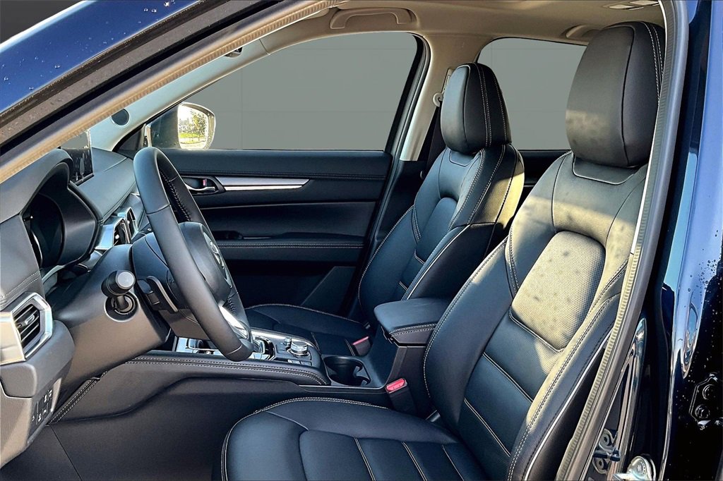 New 2025 MAZDA CX-5 AWD 2.5 S w/ Premium Plus Pkg image 9