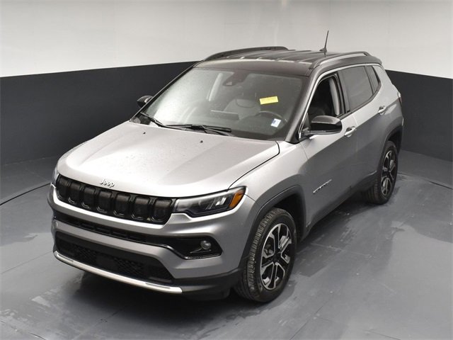 Used 2022 Jeep Compass Limited image 41