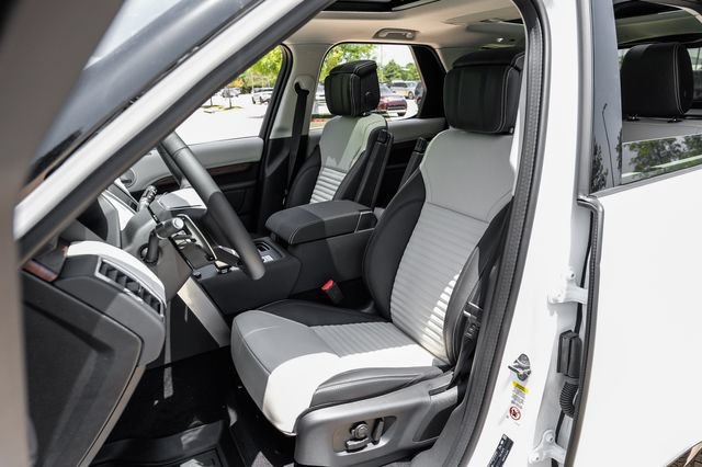 New 2026 Land Rover Discovery Dynamic SE AWD/4WD image 42