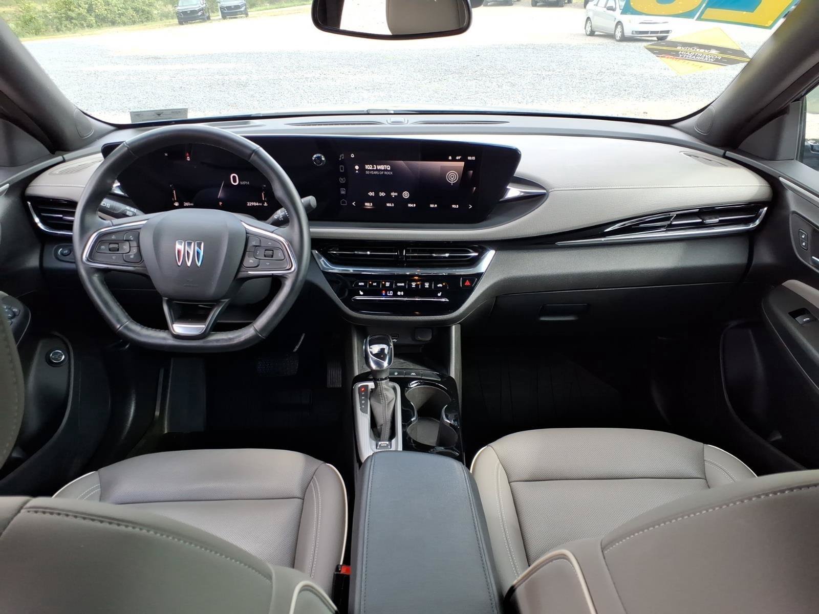 Used 2025 Buick Envista Avenir FWD image 26