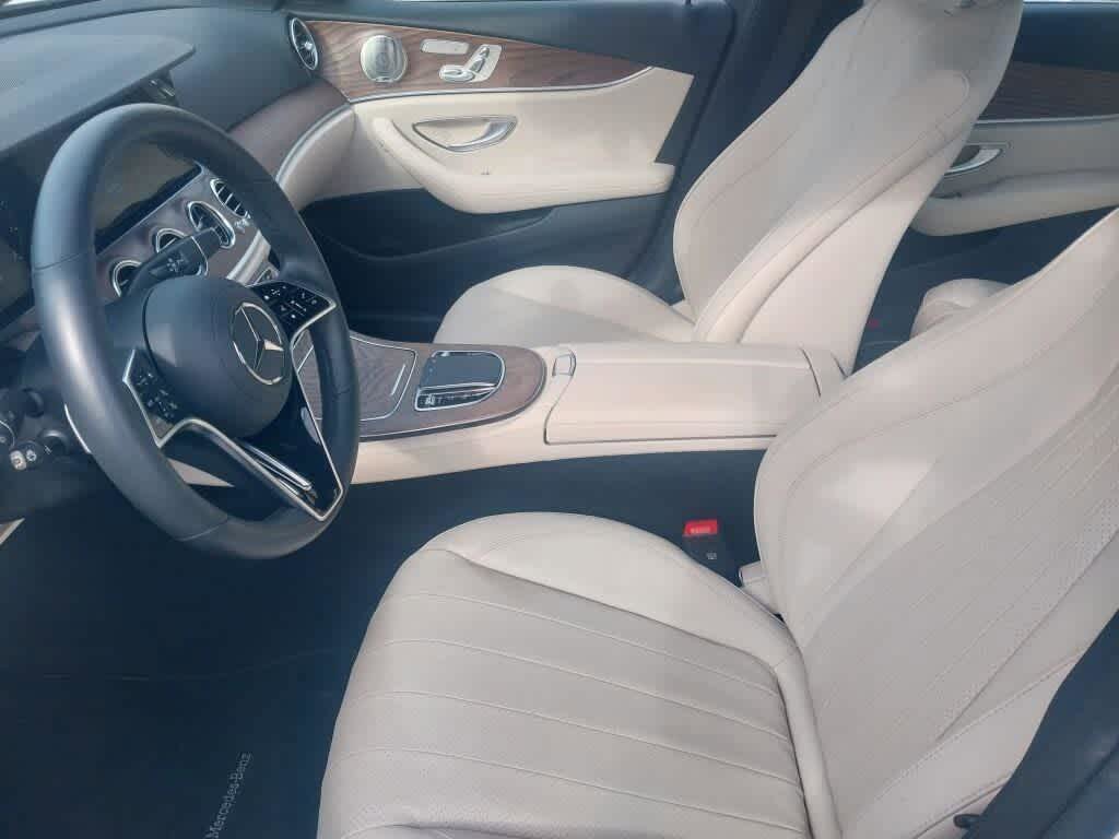 Used 2023 Mercedes-Benz E 350 4MATIC Sedan image 5