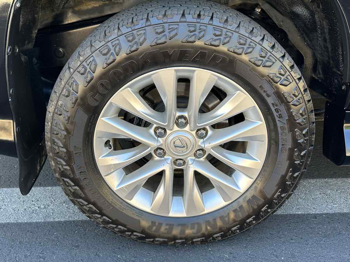 Used 2016 Lexus GX 460 w/ Premium Package AWD/4WD image 62