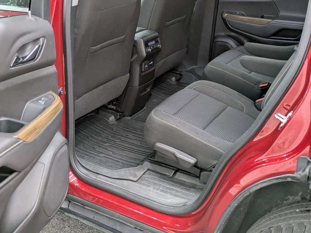 Used 2022 GMC Acadia SLE w/ Driver Convenience Package image 22