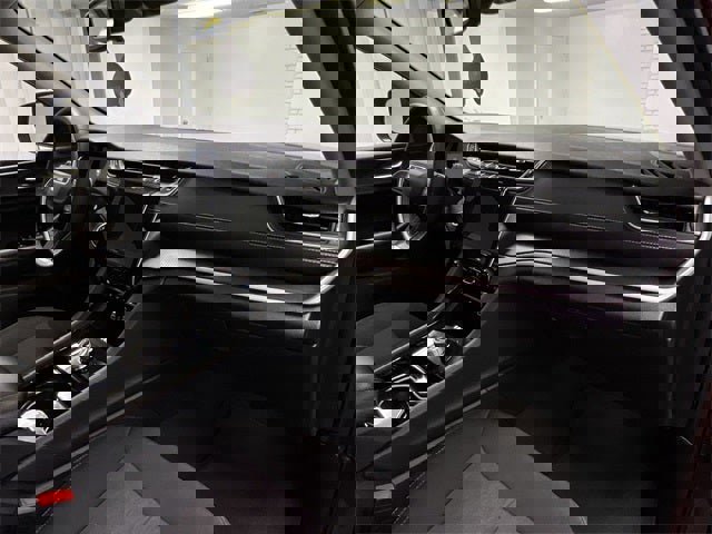 Used 2023 Jeep Grand Cherokee Laredo image 62